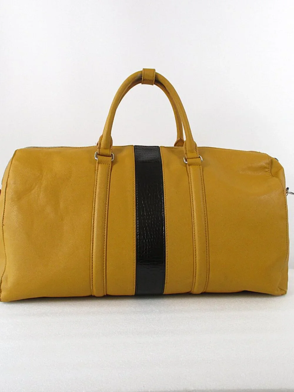 ZARA DUFFLE BAG